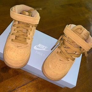 Nike Air Force 1 Mid Lv8 (TD)